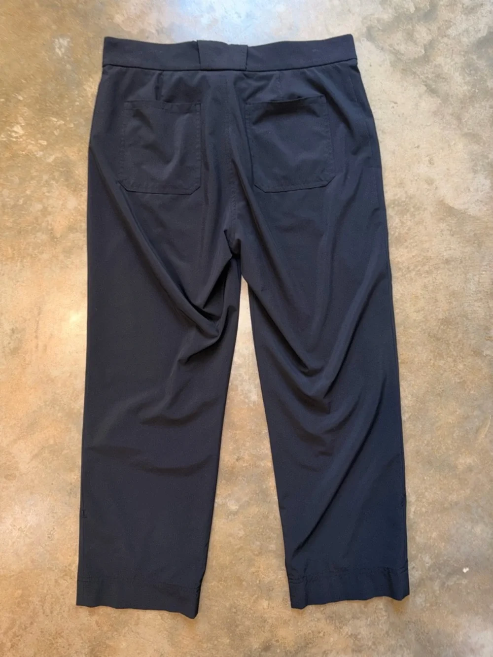 Athleta Women’s Black Straight-Leg Pants - NWOT - Size 6 - Picture 2 of 10